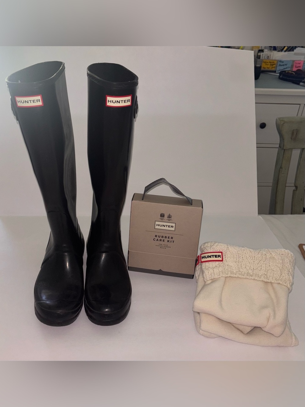 Hunter Original Tall Rain Boots Black Size 8 and More. All Offers Considered